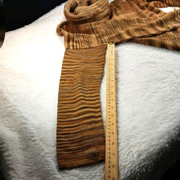 Jones New York Sport Striped Earth Toned Turtleneck with Tassel Hemline Medium. - Picture 11 of 11